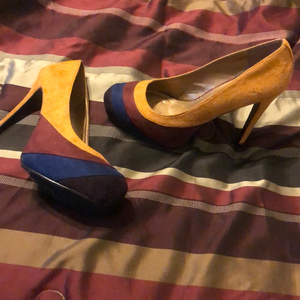 Size 9 woman heels